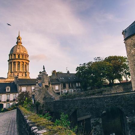 Ferienwohnung L'Amazonia : Face A La Basilique Parking Gratuit Boulogne-sur-Mer Exterior foto