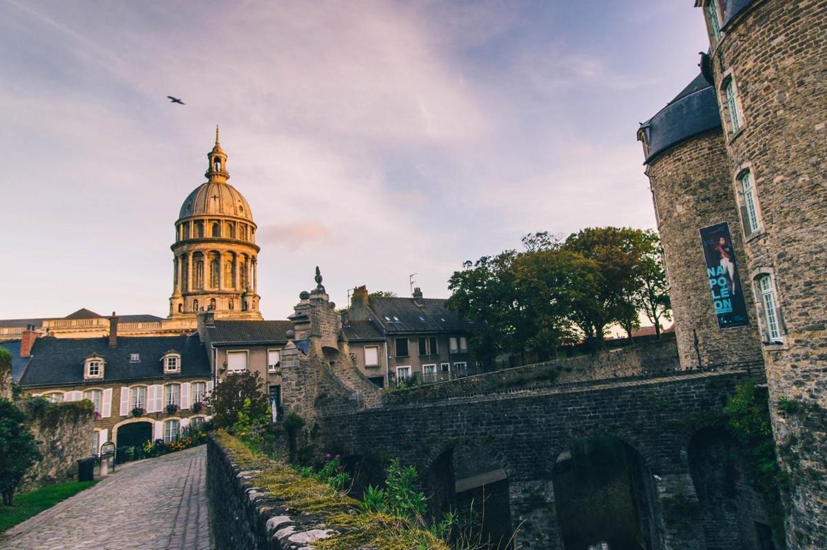 Ferienwohnung L'Amazonia : Face A La Basilique Parking Gratuit Boulogne-sur-Mer Exterior foto