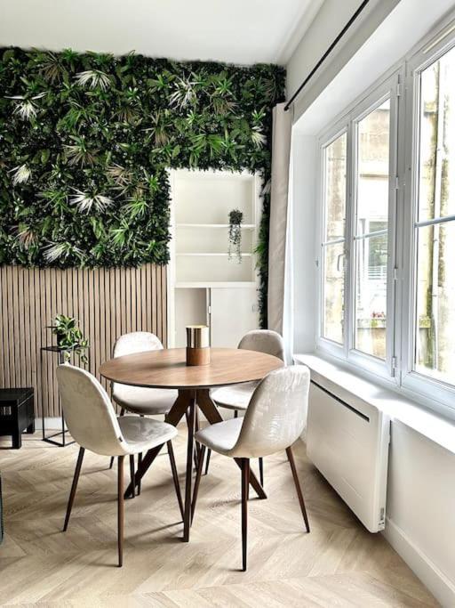 Ferienwohnung L'Amazonia : Face A La Basilique Parking Gratuit Boulogne-sur-Mer Exterior foto